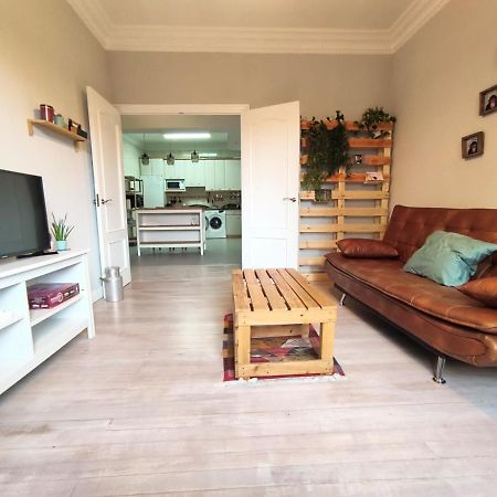 Apartamento Mavi Bilbao Exteriör bild