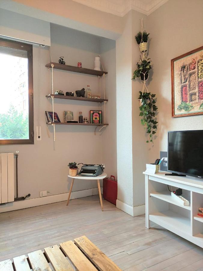 Apartamento Mavi Bilbao Exteriör bild